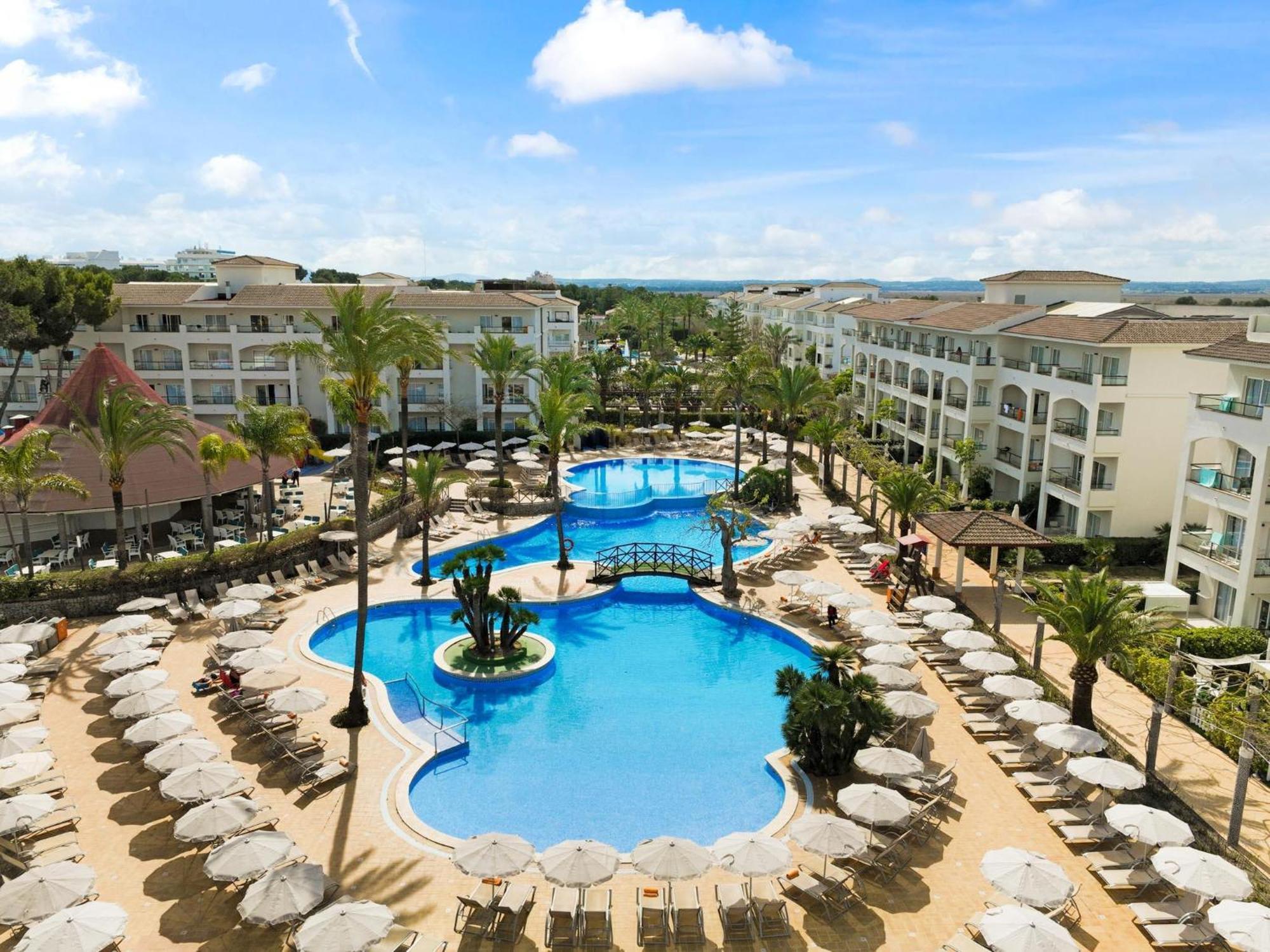 Viva Blue & Spa Playa de Muro  Exterior foto
