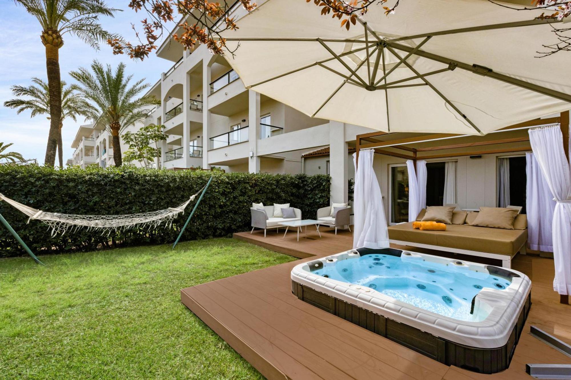 Viva Blue & Spa Playa de Muro  Exterior foto
