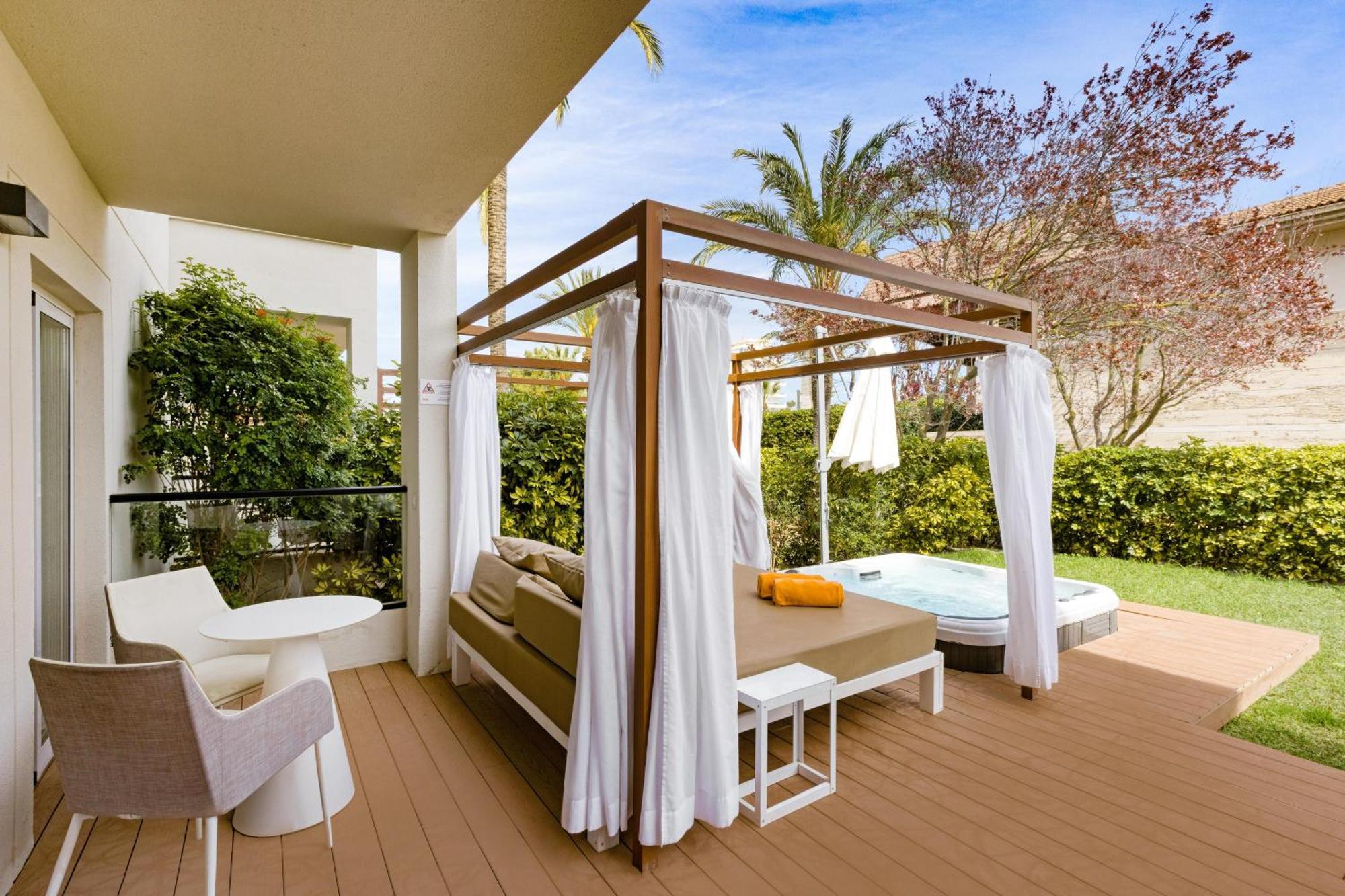 Viva Blue & Spa Playa de Muro  Exterior foto