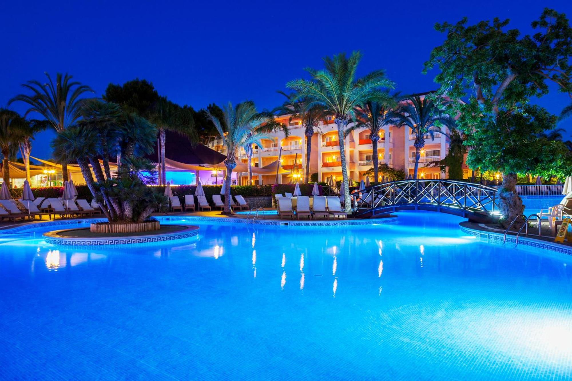 Viva Blue & Spa Playa de Muro  Exterior foto