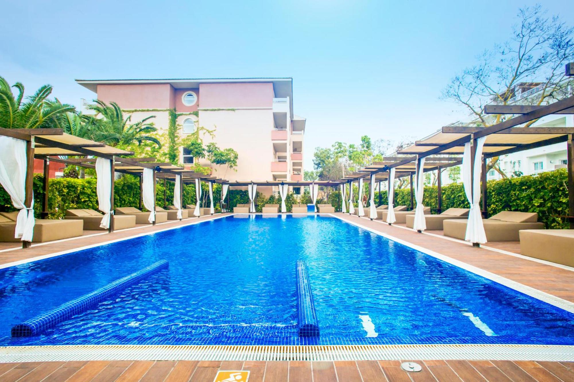 Viva Blue & Spa Playa de Muro  Exterior foto