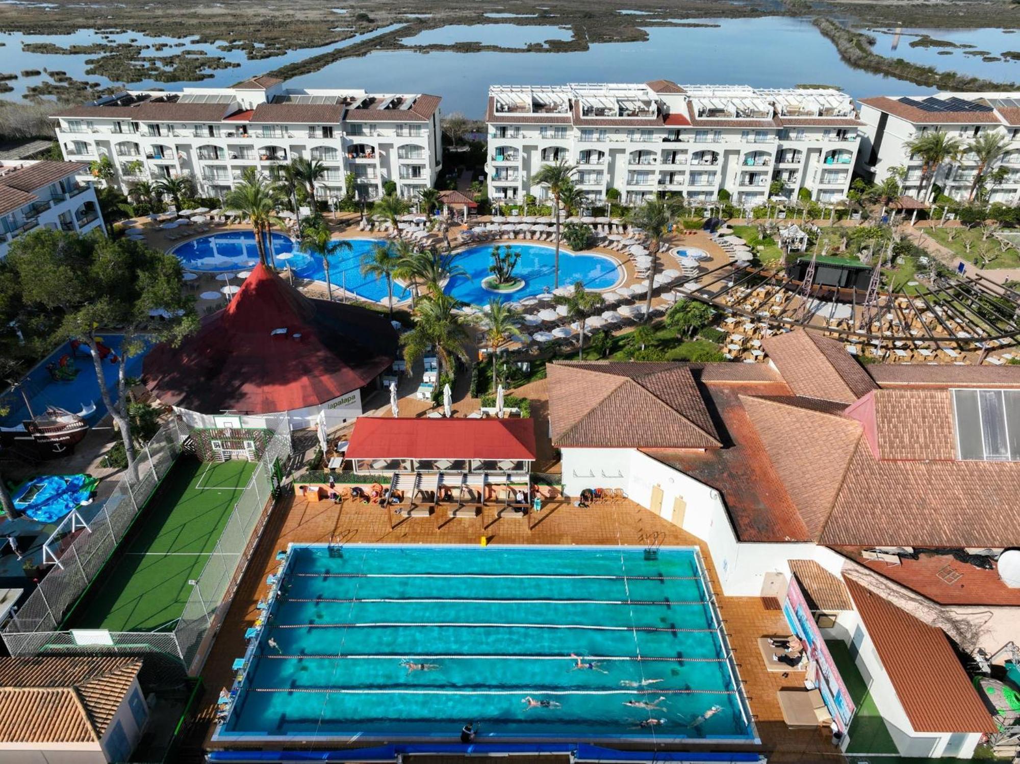 Viva Blue & Spa Playa de Muro  Exterior foto