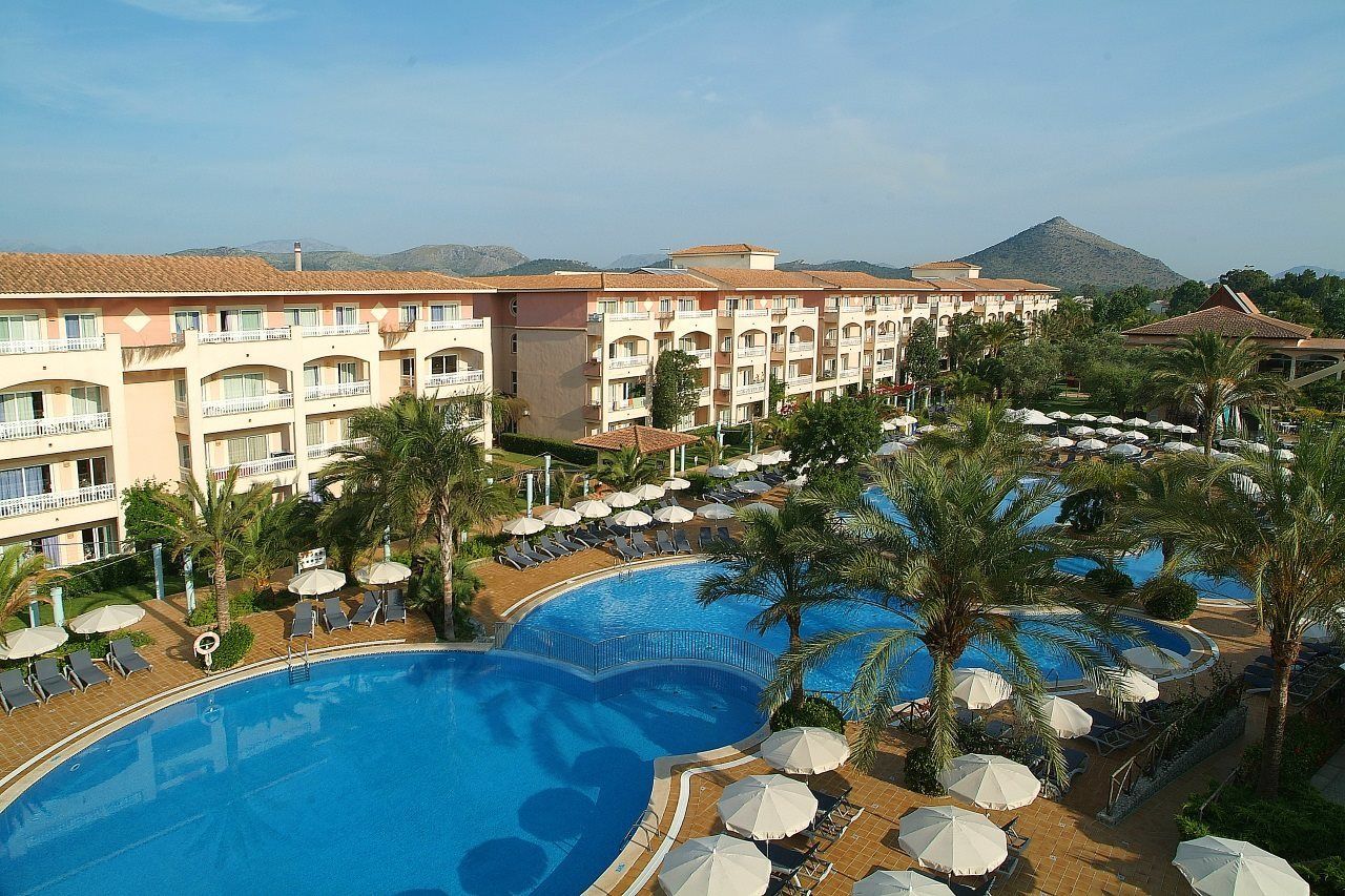Viva Blue & Spa Playa de Muro  Exterior foto